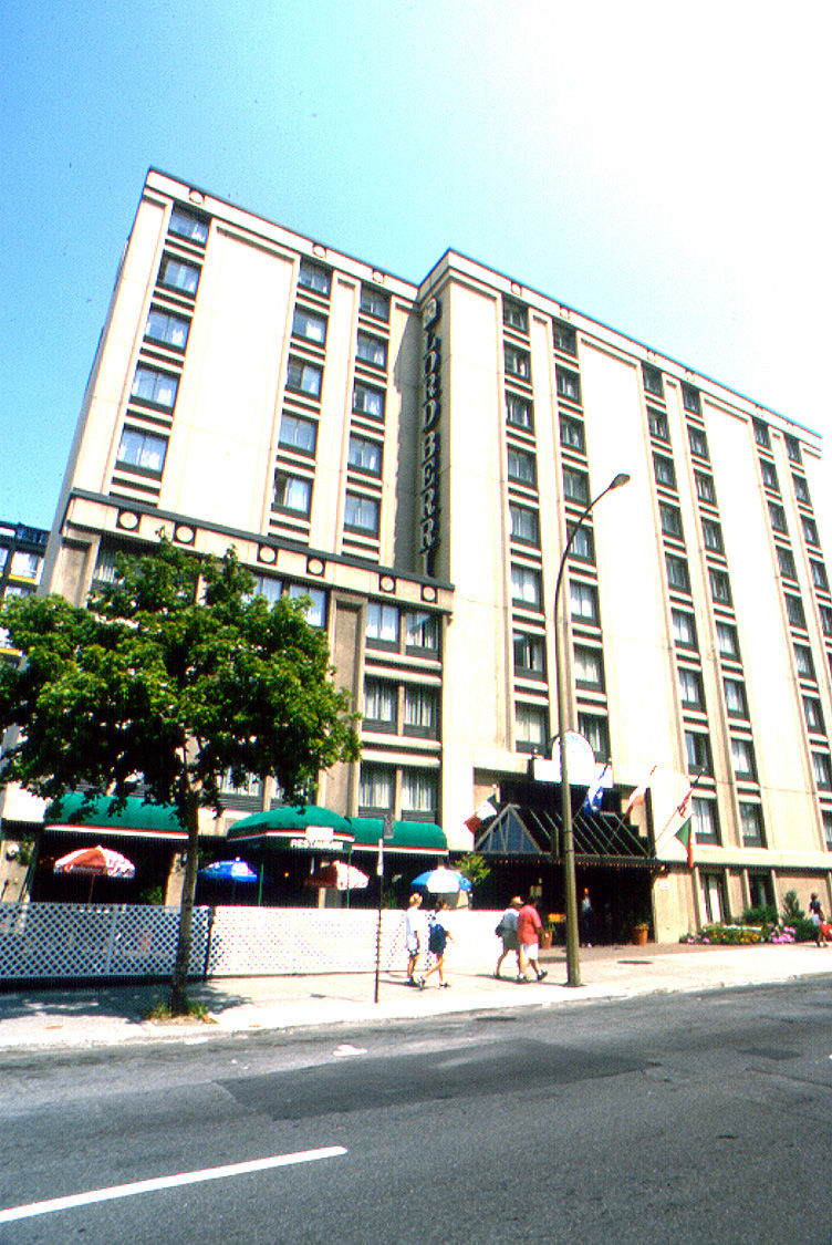 Fairfield Inn By Marriott Montreal Downtown Экстерьер фото